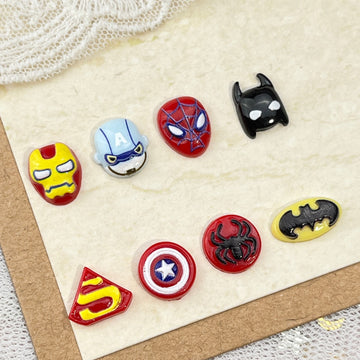 20 Stück Superheld-Spiderman-Acryl-Mini-Nagelanhänger, DIY-Nail-Art-Zubehör für Maniküre, Schmuck und Scrapbook-Dekoration