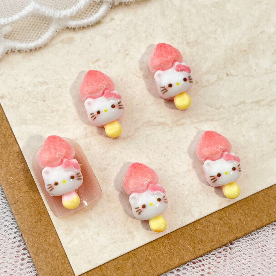 20 dijes de uñas acrílicos con forma de comida de Hello Kitty de dibujos animados, mini accesorios de bricolaje para decoración de uñas, joyería, álbum de recortes