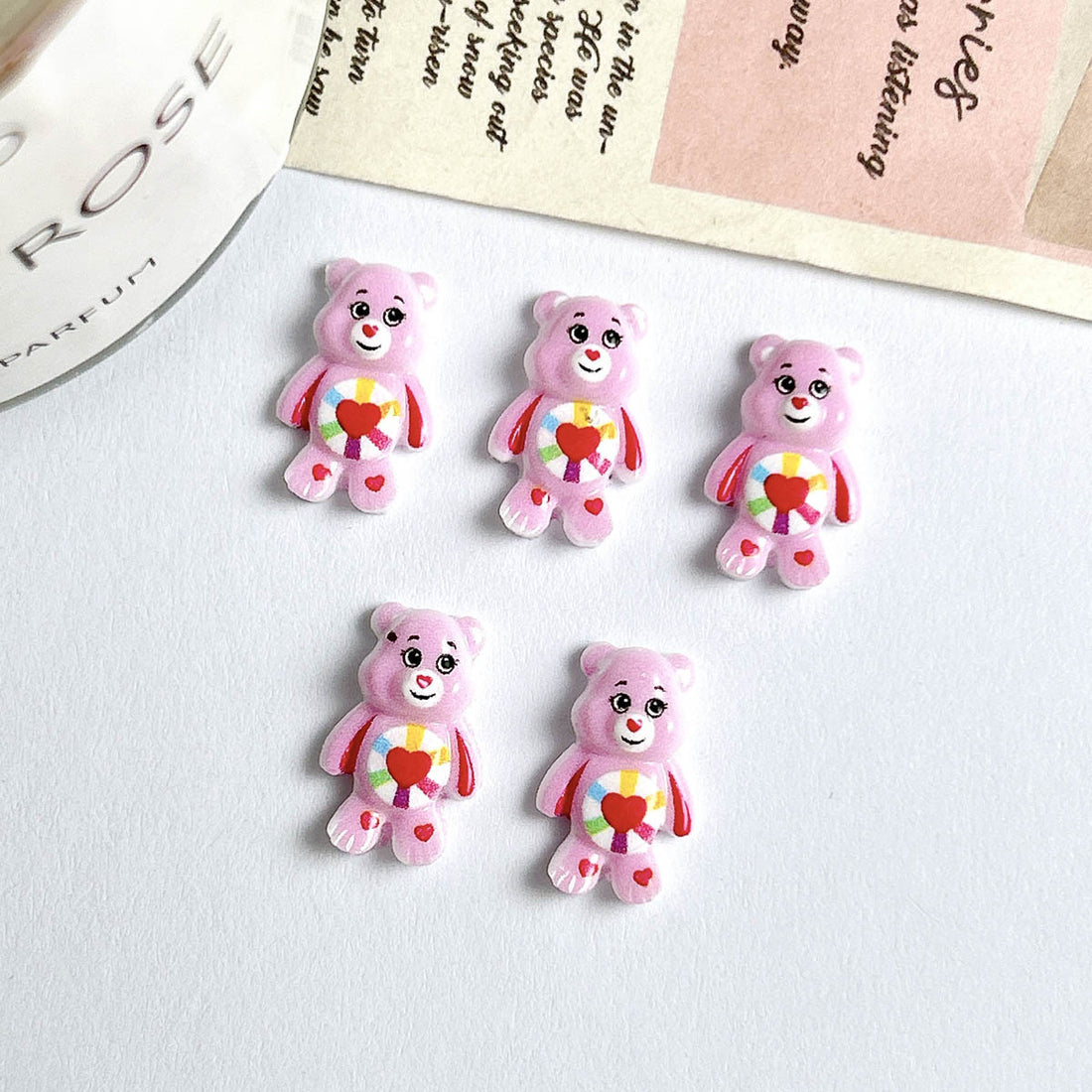 20 unidades de dijes acrílicos de oso arcoíris de dibujos animados, mini dijes para uñas, accesorios de bricolaje para manicura, joyería, álbumes de recortes, decoración